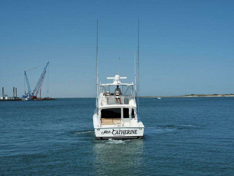 2007 Viking 48' Convertible