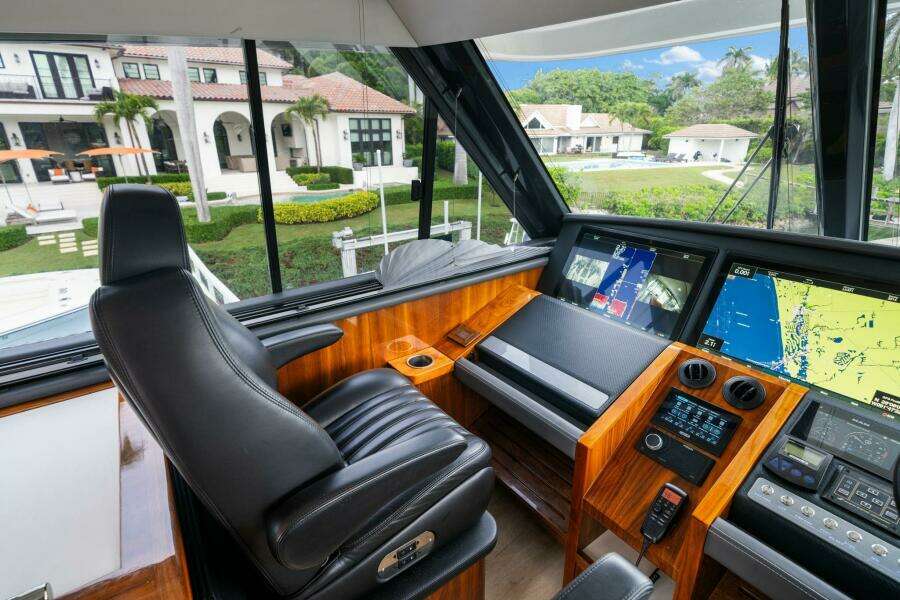 2023 Riviera 64 Sports Motor Yacht