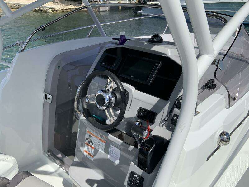 2020 Jeanneau Leader 7.5 WA