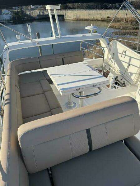 Flybridge_seating