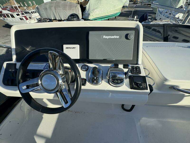 Flybridge_cockpit