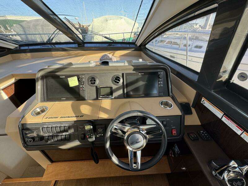 Cockpit_3