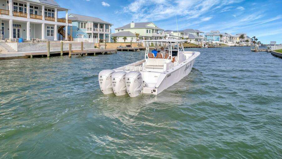 2023 Jupiter 43 Center Console "Aqua Toy"