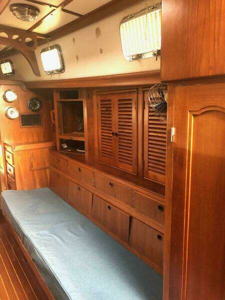 1984 Mason 43 Cutter