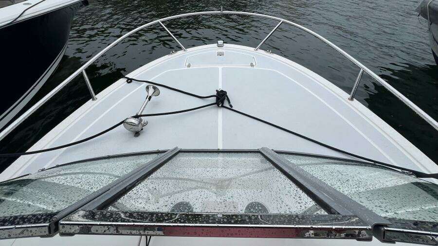 2013 Vanquish 24 Runabout