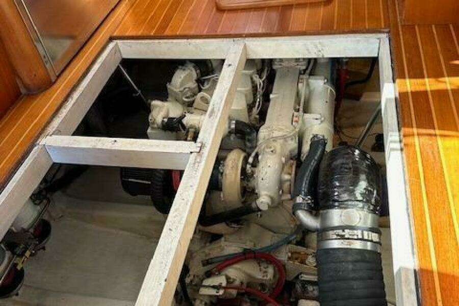 2001 Island Gypsy Euro Sedan Trawler