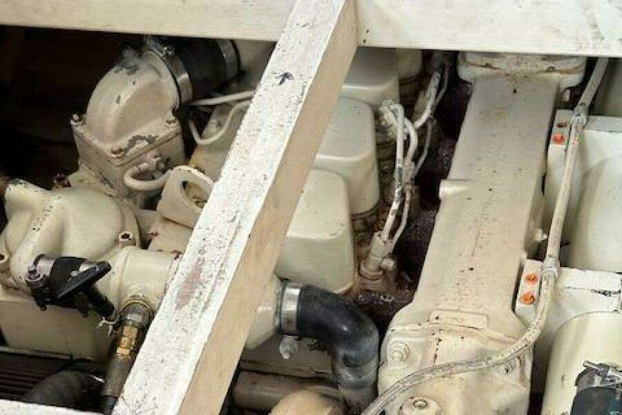 2001 Island Gypsy Euro Sedan Trawler