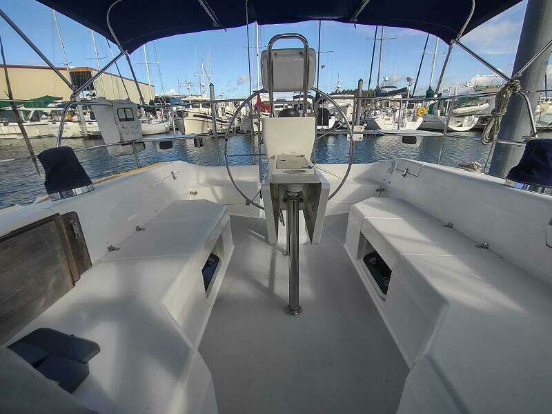 2005 Catalina 42 MKII