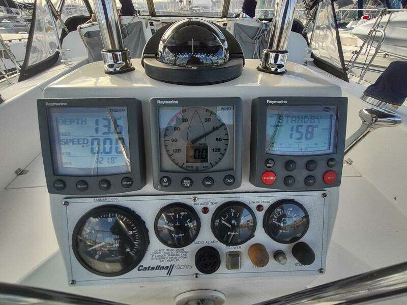 2005 Catalina 42 MKII