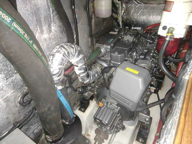 2005 Catalina 42 MKII