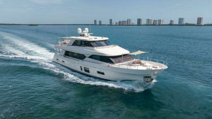 2017 Ocean Alexander 