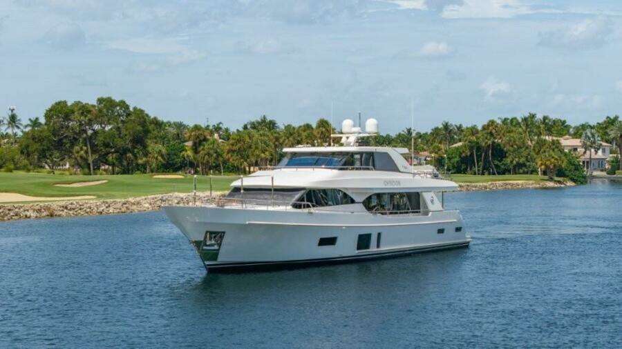 2017 Ocean Alexander 