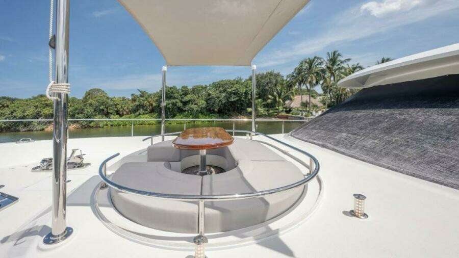 2017 Ocean Alexander 