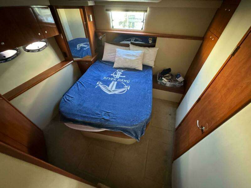 2007 Cruisers Yachts 395 Motoryacht