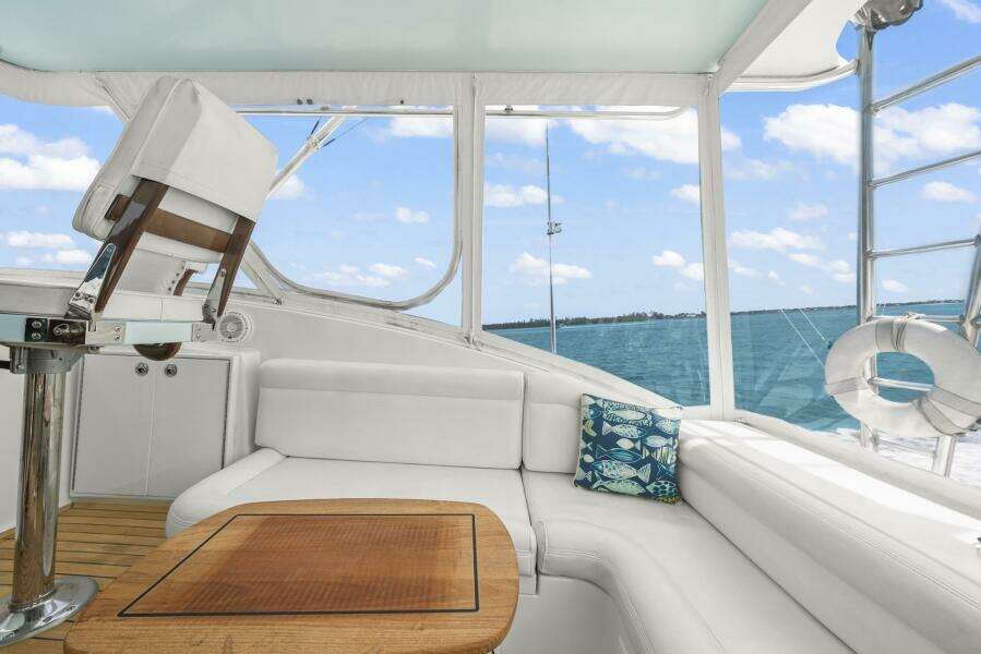 2006 Buddy Davis 48 Express PALE HORSE