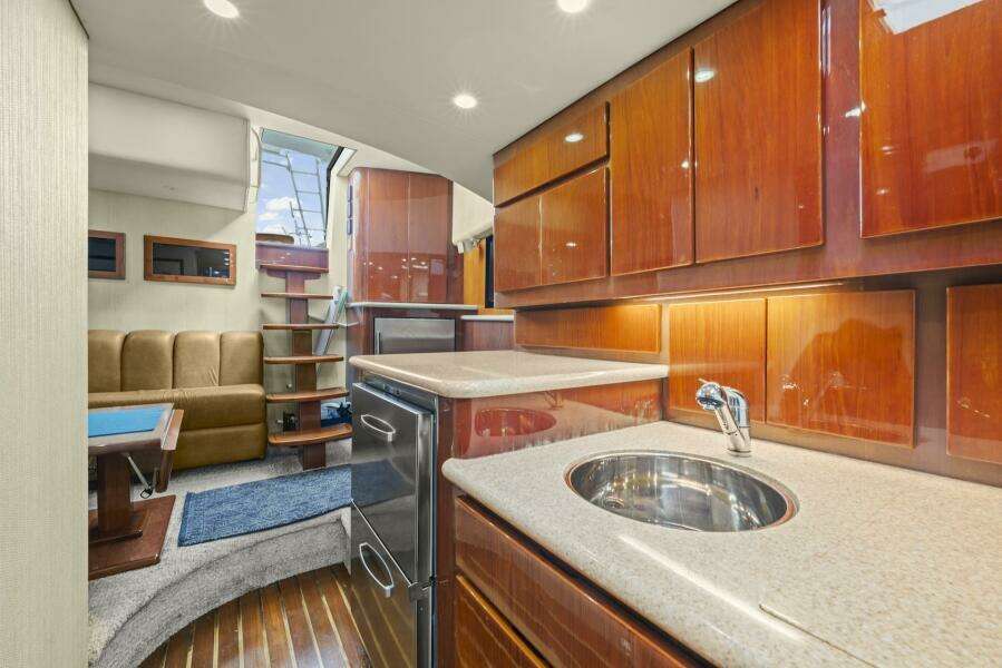 2006 Buddy Davis 48 Express PALE HORSE