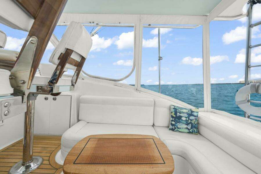 2006 Buddy Davis 48 Express PALE HORSE