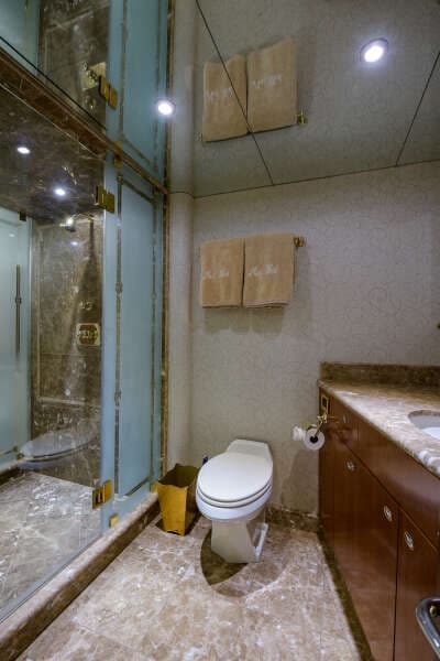 Westport 95 - My Girl - interior