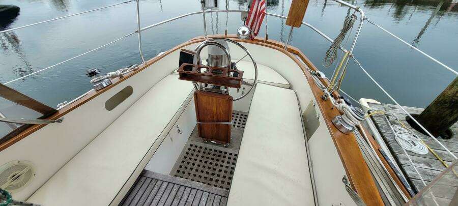 1985 Mason 33 Sloop