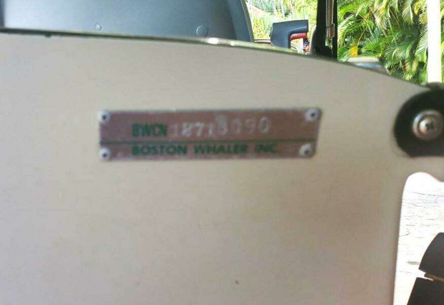 1990 Boston Whaler 130 Sport