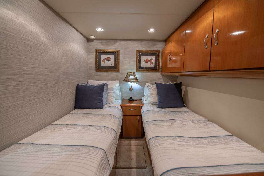2003 Ocean Yachts 62 Super Sport EB