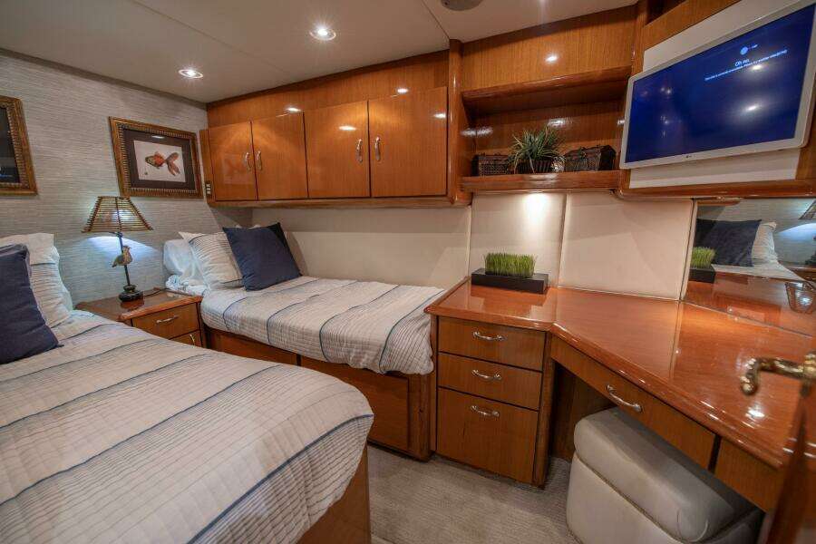 2003 Ocean Yachts 62 Super Sport EB