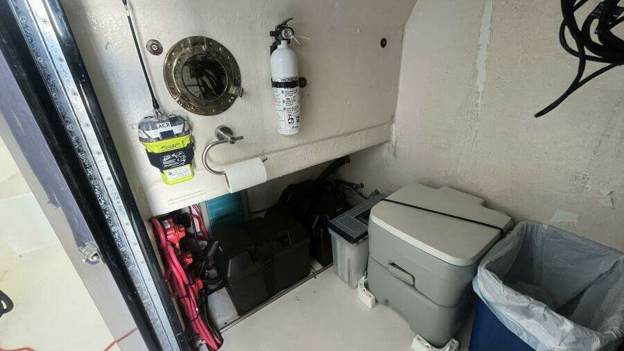 1990 Ocean Master 31