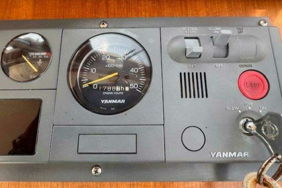 1999 Duffy Pilots Point 31 Downeast Express