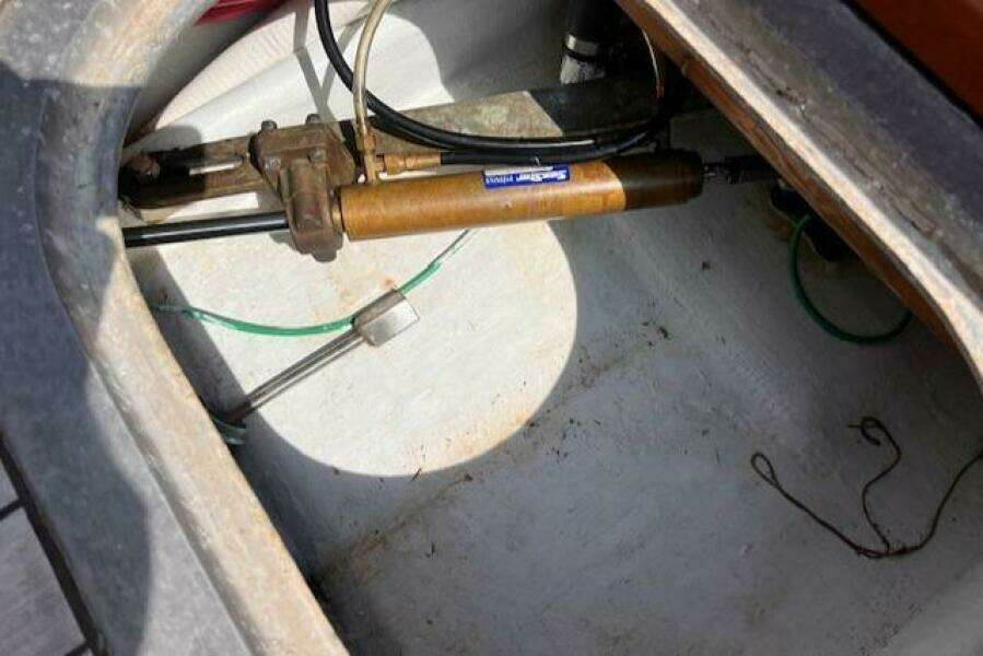 1999 Duffy Pilots Point 31 Downeast Express