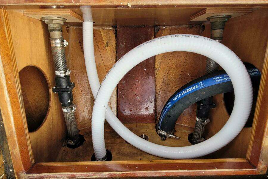 2009 Golant Gaffer Cutter Rig