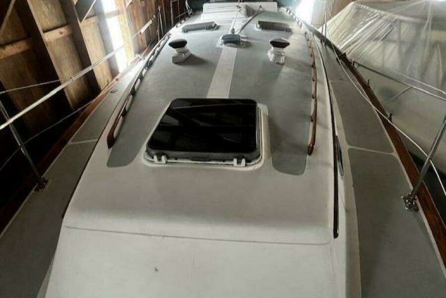 1979 Gulfstar 37 Sloop