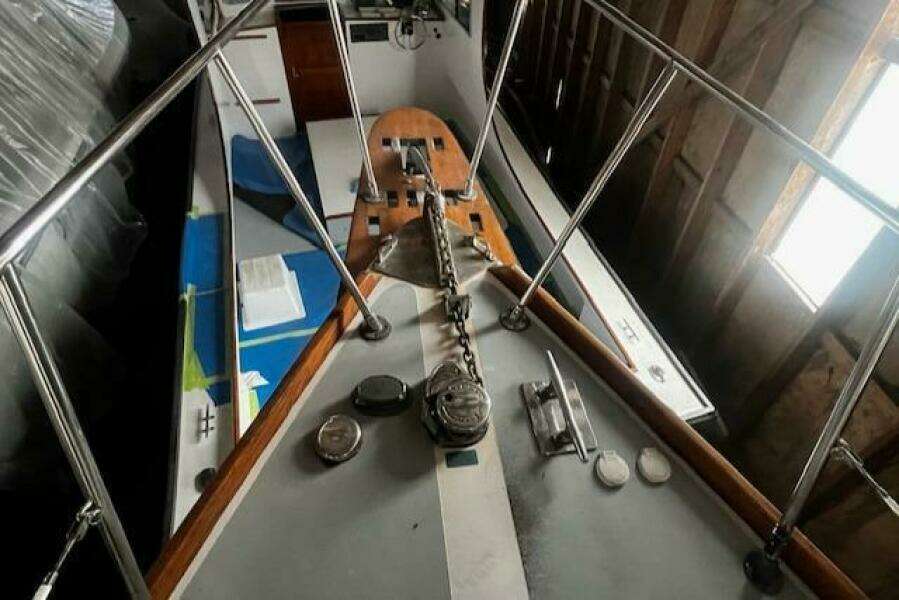1979 Gulfstar 37 Sloop