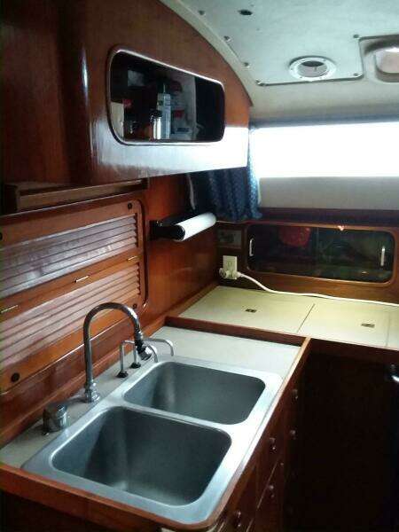 1983 C&C LANDFALL 38 SLOOP