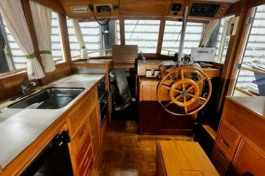 1984 Grand Banks Trawler