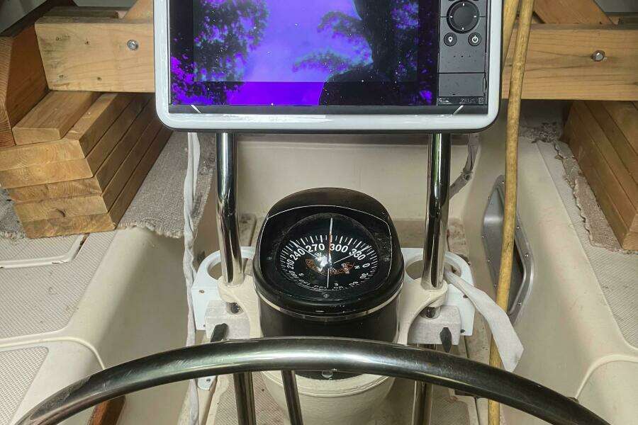 1986 Island Packet 27 Sloop