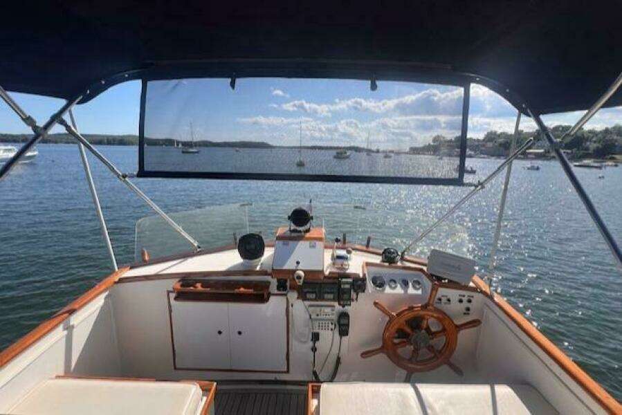 1980 Grand Banks 32 Flybridge Trawler (Hull#683)