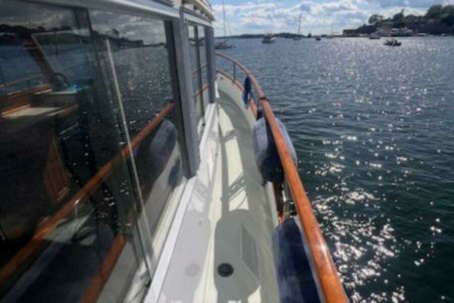 1980 Grand Banks 32 Flybridge Trawler (Hull#683)