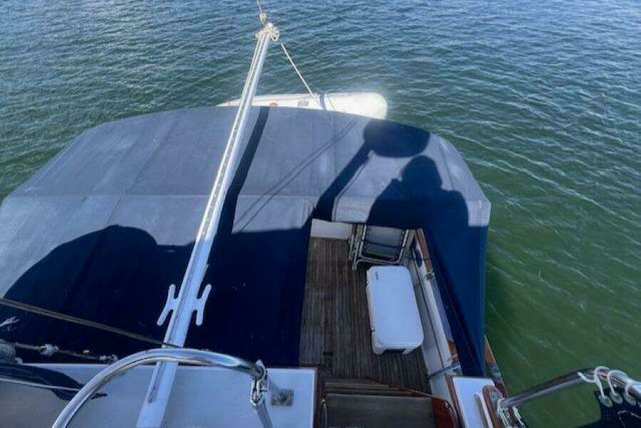 1980 Grand Banks 32 Flybridge Trawler (Hull#683)