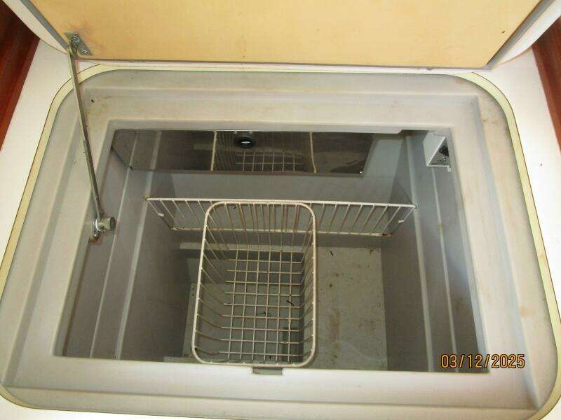 43' Beneteau galley refrigeration