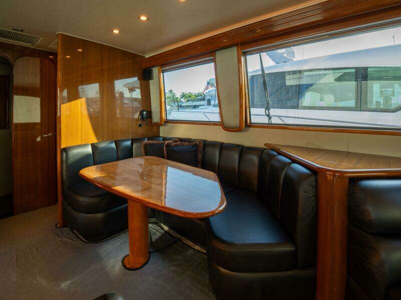 2005 Viking 74 Enclosed Bridge