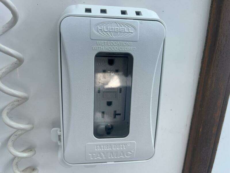 1987 Symbol 44 Sun Deck MK II