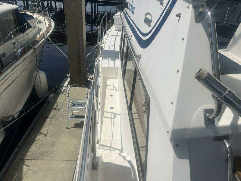 1987 Symbol 44 Sun Deck MK II