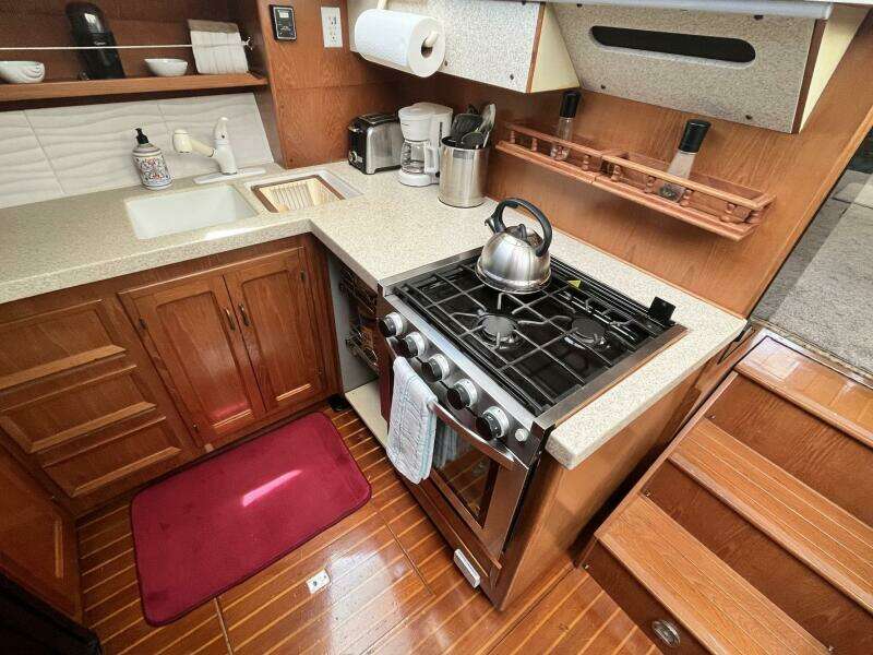 1987 Symbol 44 Sun Deck MK II