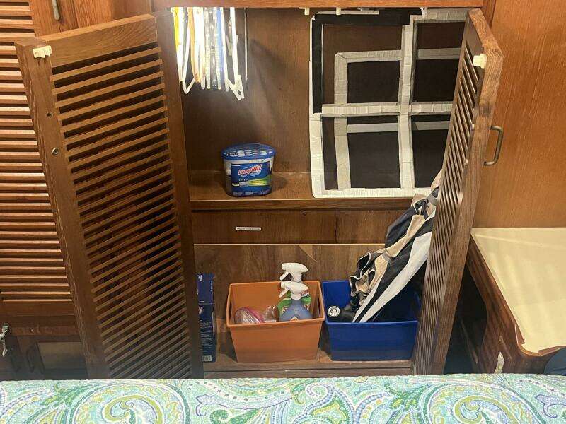 1987 Symbol 44 Sun Deck MK II