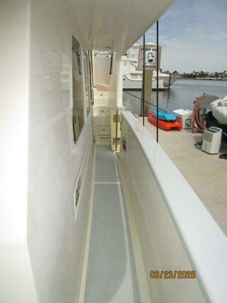 45' Northwest starboard side deck2