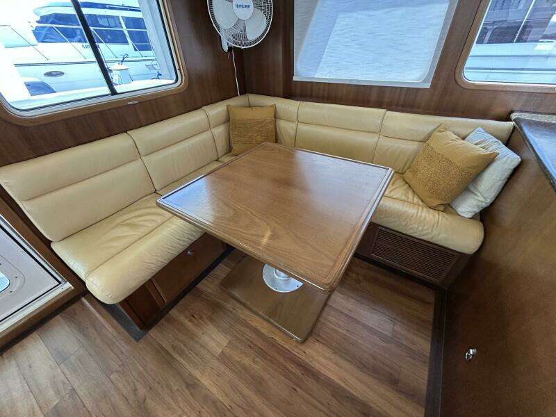 45' Northwest salon port seating