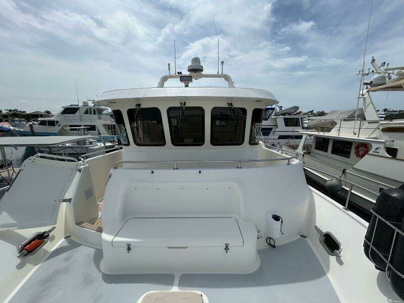 45' Northwest foredeck aft