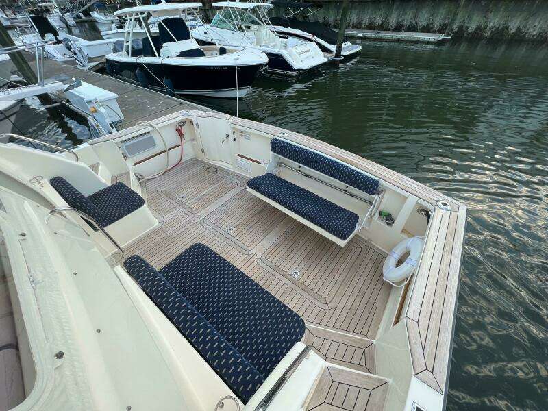 2008 Sabre 42 Hardtop Express