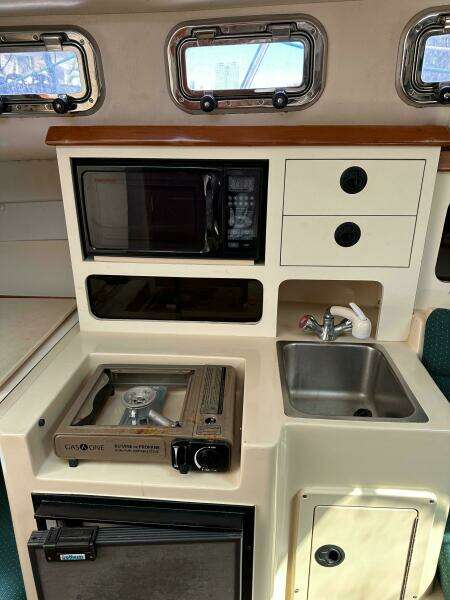 2006 Albin 28 Tournament Express