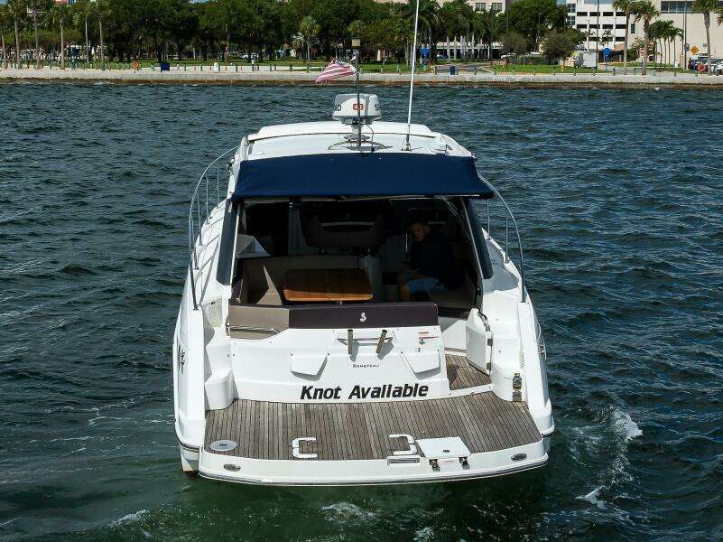 Beneteau 38 GT - Profile